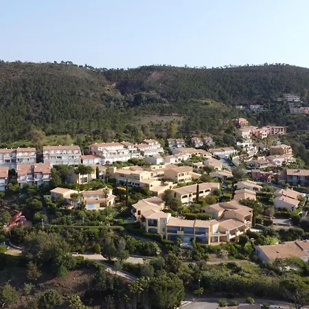 Beau Studio Avec Terrasse, Vue Mer Exceptionnelle Alcat - Les Cles De L'esterel * 泰晤勒·苏尔·梅尔